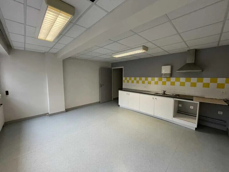 53 Rue Russeil, Nantes à vendre - Photo de l’immeuble – Image 3 sur 11