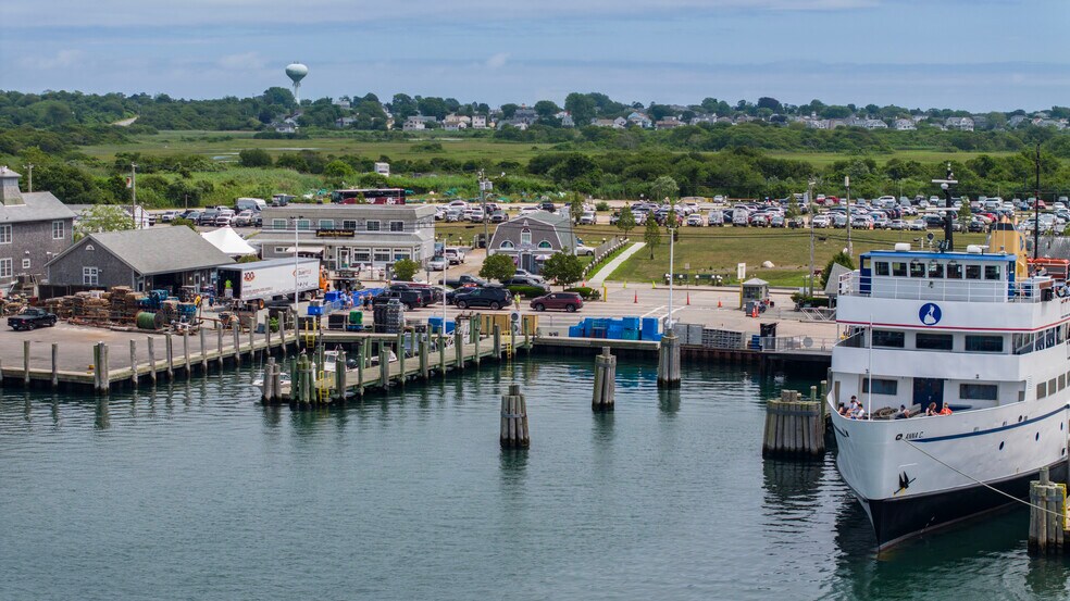 311 Great Island Rd, Narragansett, RI à vendre - Photo de l’immeuble – Image 2 sur 21