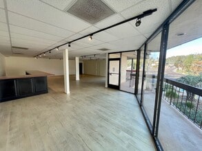 10433 Friars Rd -, San Diego, CA à louer Photo intérieure– Image 2 sur 5