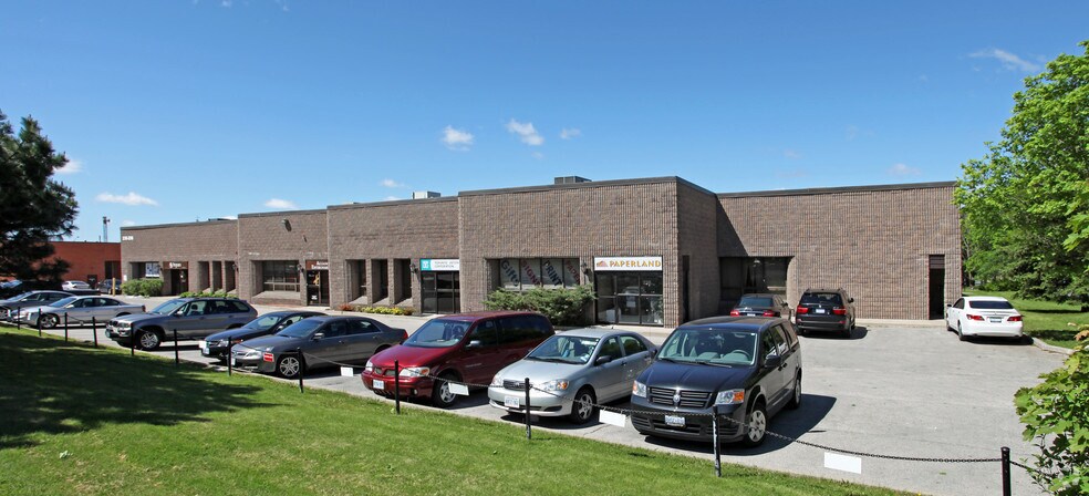 236 Hood Rd, Markham, ON à vendre - Photo de l’immeuble – Image 2 sur 39