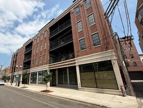 3914 N Lincoln Ave, Chicago, IL à louer Photo intérieure– Image 2 sur 2