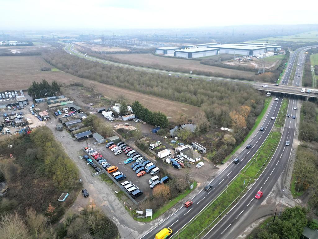 Arterial Rd, Wickford à vendre Photo de l’immeuble– Image 1 sur 10