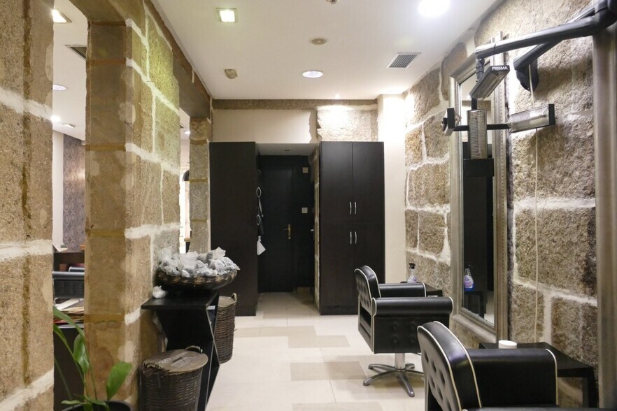 Local commercial dans Ourense, Orense à vendre - Photo de l’immeuble – Image 3 sur 7