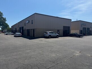 Plus de détails pour 101 S First Colonial Rd, Virginia Beach, VA - Local d’activités à vendre