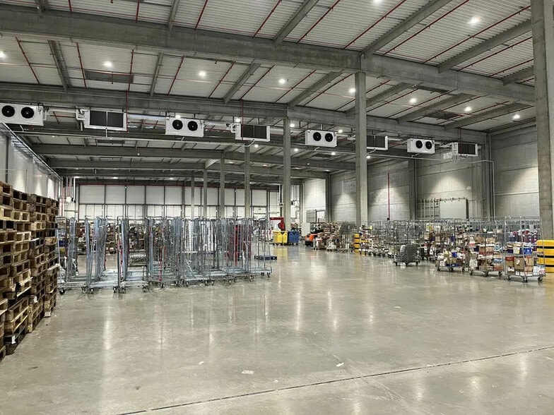 Bureau dans Corbas à louer - Photo de l’immeuble – Image 3 sur 5