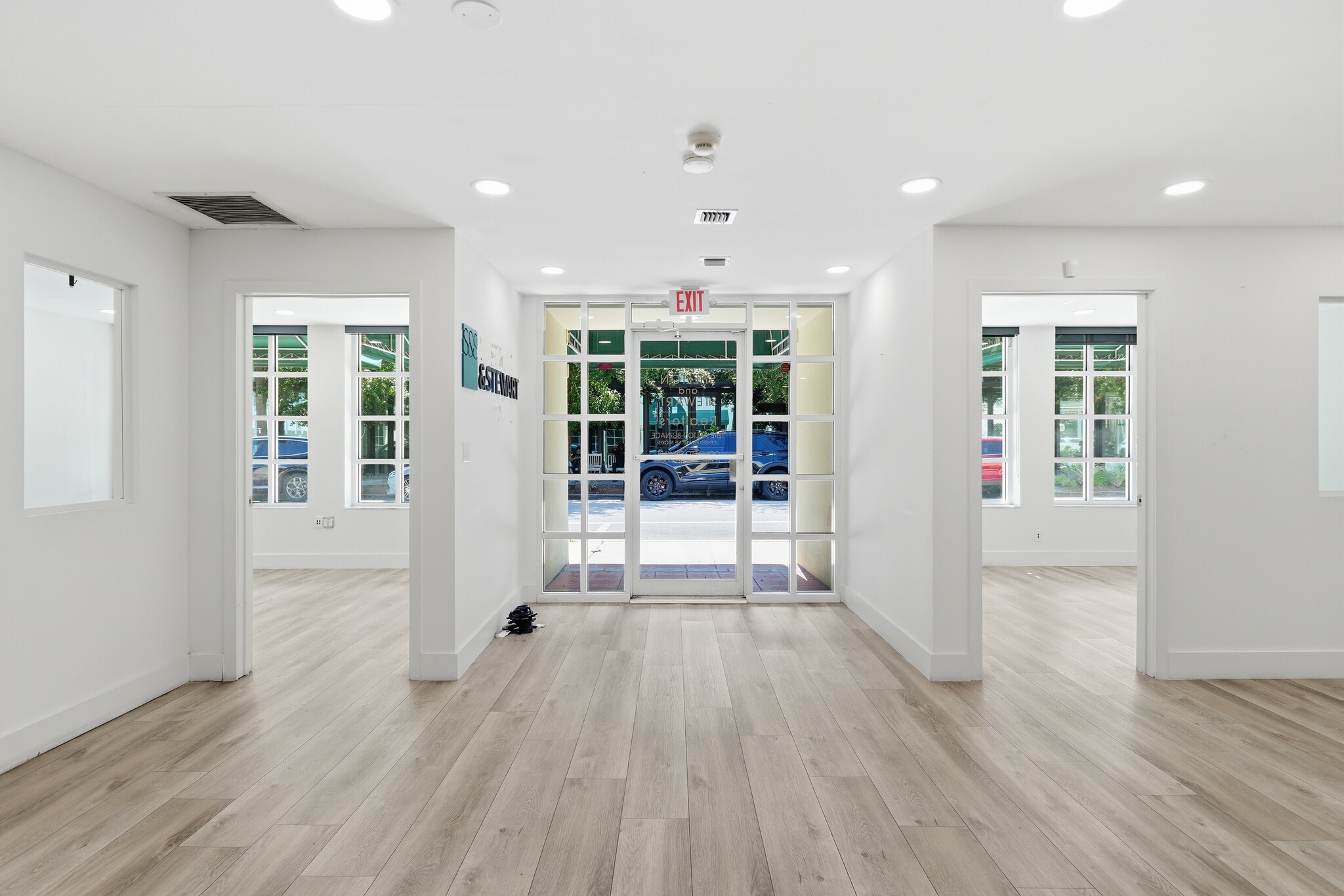 7311 SW 59th Ct, South Miami, FL à louer Photo intérieure– Image 1 sur 20