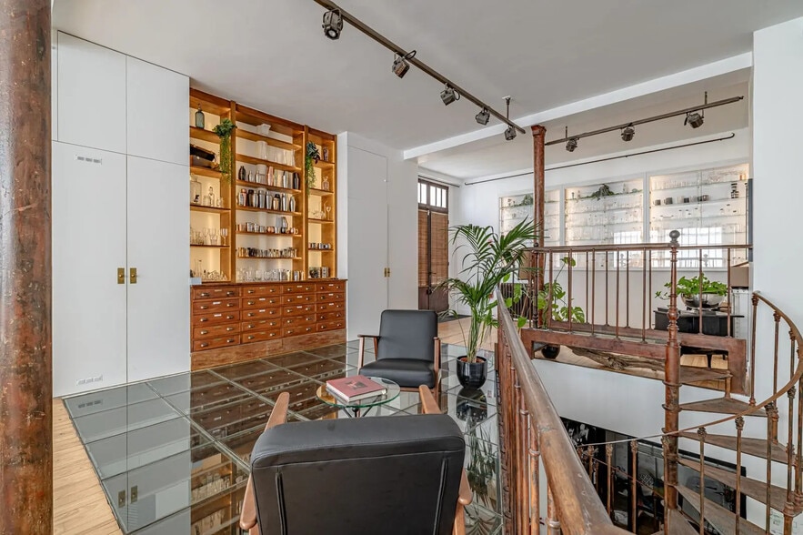 Bureau dans Paris à vendre - Photo de l’immeuble – Image 3 sur 8