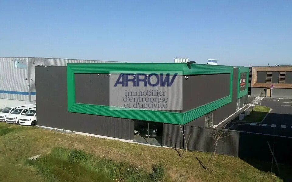 Industriel/Logistique dans Les Sorinières à louer Photo de l’immeuble– Image 1 sur 3