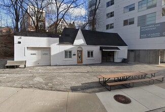 Plus de détails pour 1652 N Water St, Milwaukee, WI - Local commercial à louer