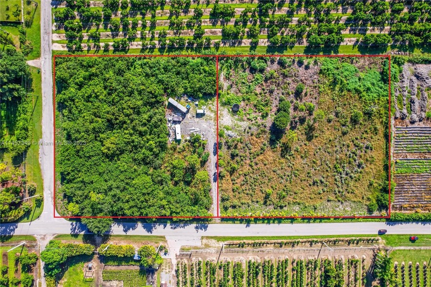 SW 202nd Ave, Homestead, FL à vendre - Photo de l’immeuble – Image 1 sur 9