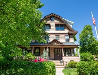 Plus de détails pour 490 Broad Ave, Leonia, NJ - Logement à vendre