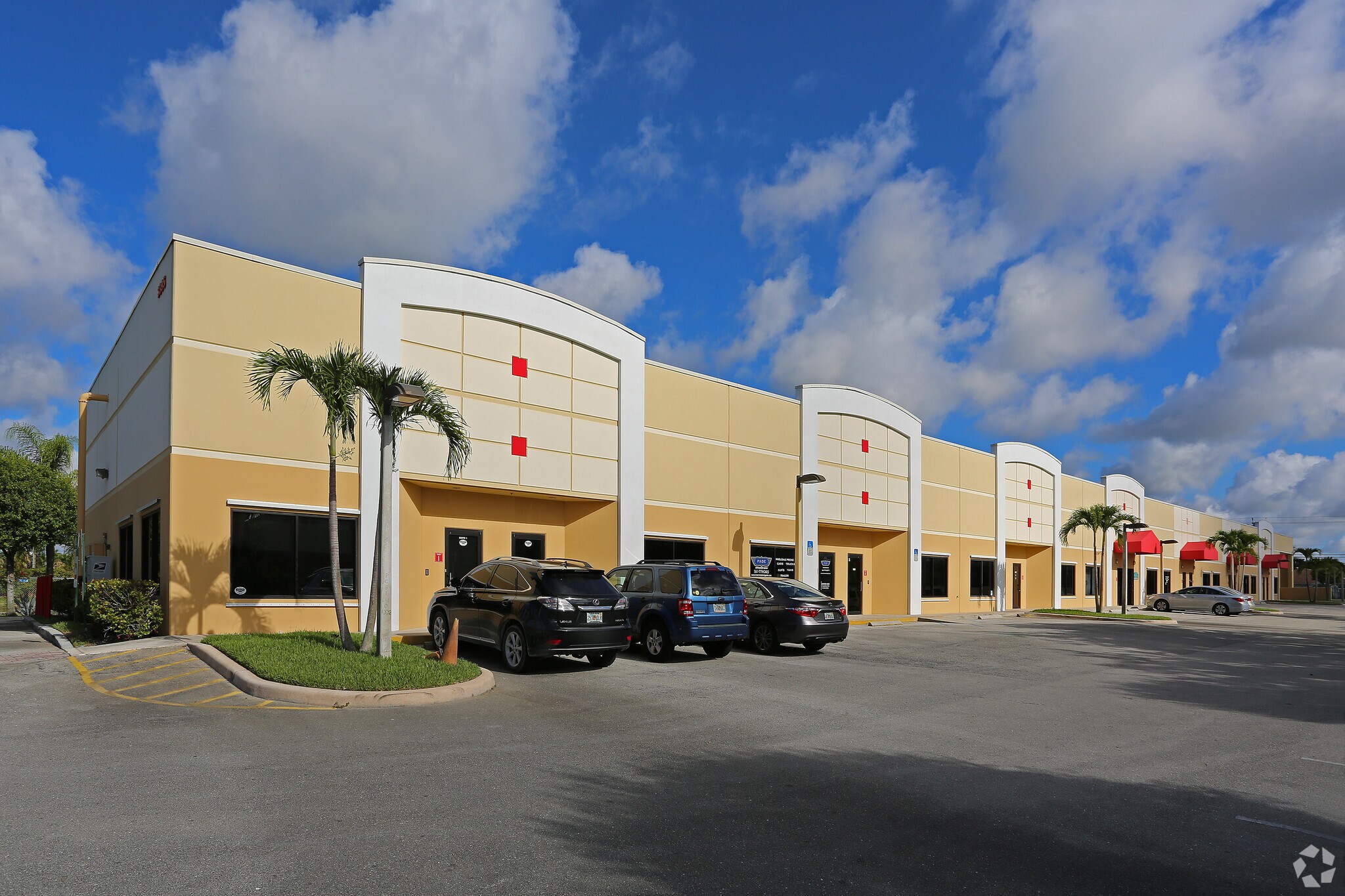 3395 Lake Worth Rd, Lake Worth, FL à louer Photo principale– Image 1 sur 9