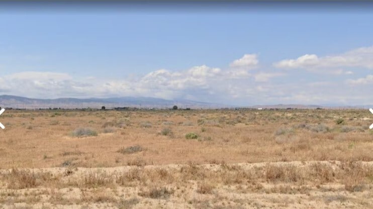 0 W Avenue H-8, Lancaster, CA à vendre - Aérien – Image 1 sur 2