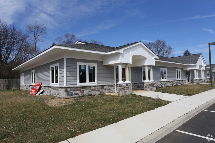 1900 Mt. Holly Rd, Burlington, NJ à louer - Photo de l’immeuble – Image 2 sur 6
