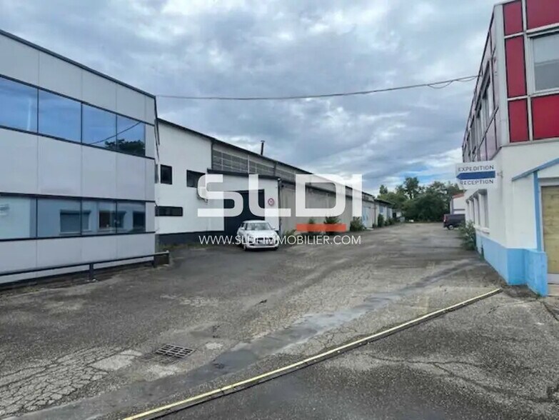 454 Chemin Du Champ De Lière, Rillieux-la-Pape à vendre - Photo de l’immeuble – Image 2 sur 7