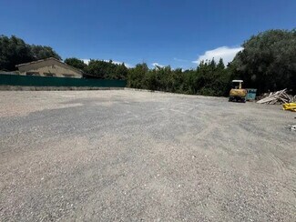 Plus de détails pour Terrain à louer