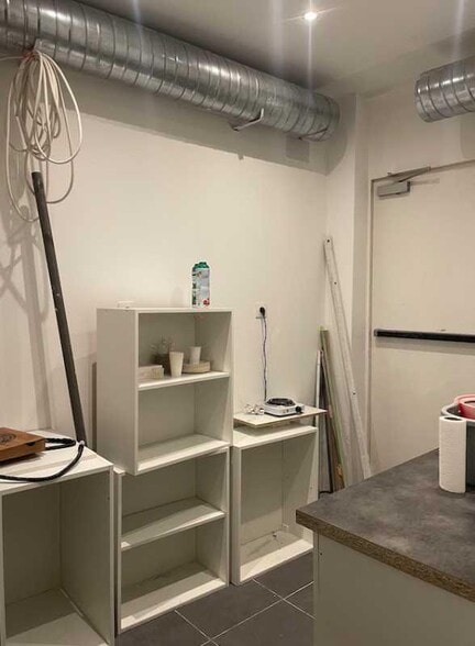 Local commercial dans Paris à louer - Photo de l’immeuble – Image 2 sur 15