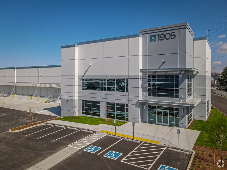 1905 E Marc Ave, Tacoma, WA à louer - Photo de l’immeuble – Image 3 sur 18