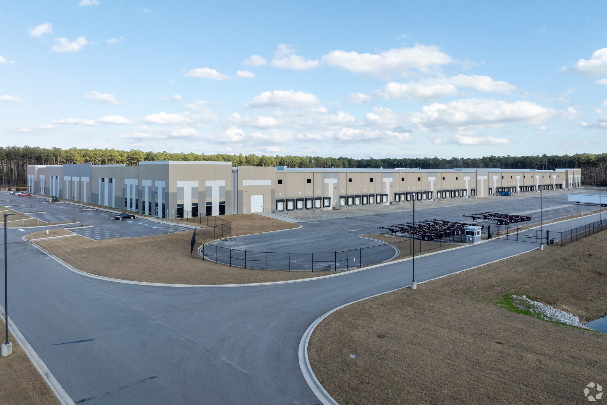 369 N Cypress Dr, Summerville, SC à louer Photo principale– Image 1 sur 18