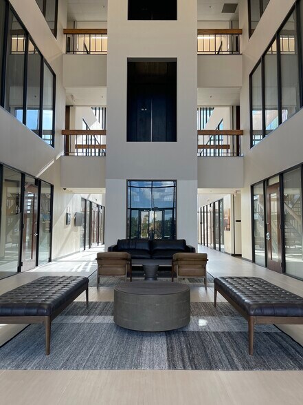 5870 Highway 6 N, Houston, TX à louer - Hall d’entrée – Image 2 sur 5