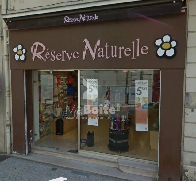 Local commercial dans Roanne à louer - Photo de l’immeuble – Image 1 sur 2