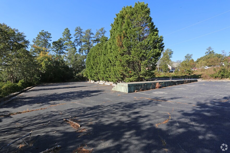 216 E Martintown Rd, North Augusta, SC à vendre - Photo principale – Image 1 sur 3