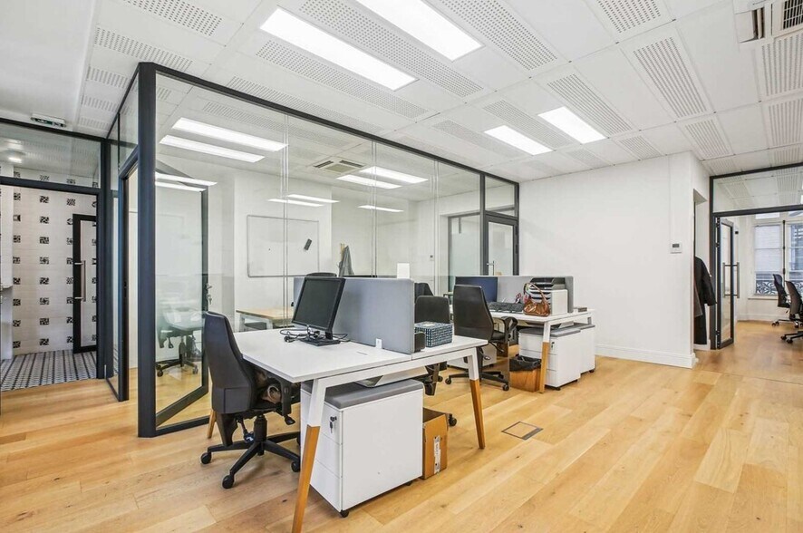 Rue Chauveau-Lagarde, Paris à vendre - Photo de l’immeuble – Image 1 sur 8