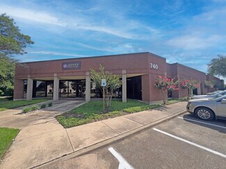 Plus de détails pour 720 F Ave, Plano, TX - Local d'activités à louer