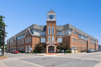 Plus de détails pour 100 S Main St, Smyrna, DE - Bureau à vendre
