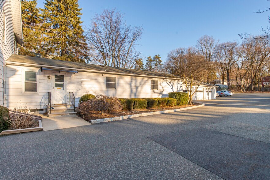 334 W Main St, Boonton, NJ à louer - Photo de l’immeuble – Image 3 sur 20