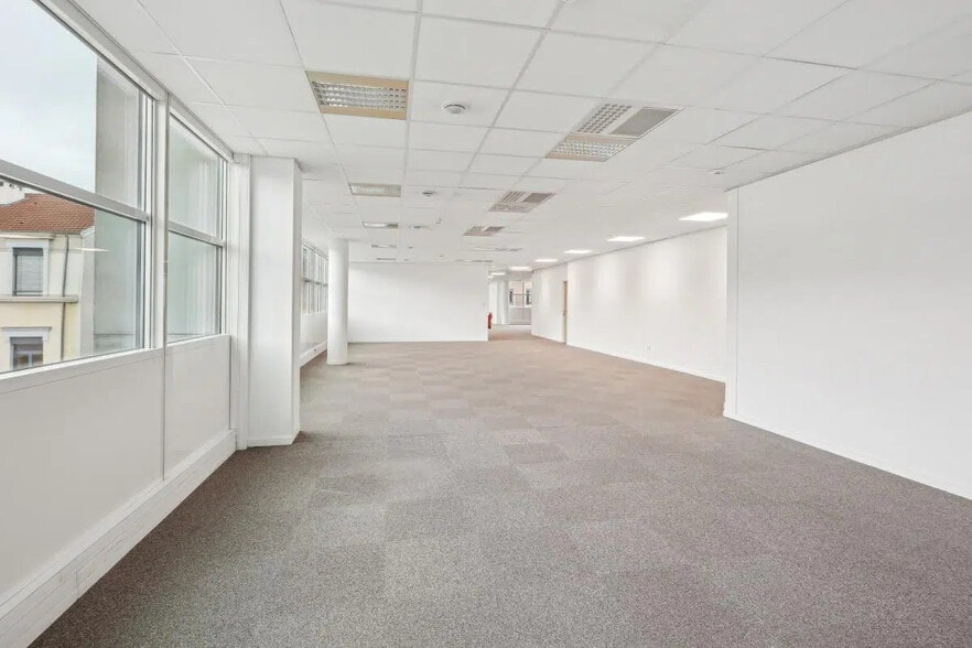 60 Avenue Rockefeller, Lyon à louer - Photo de l’immeuble – Image 3 sur 12