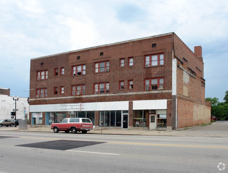 701 Main St, Peoria, IL à louer - Photo de l’immeuble – Image 2 sur 3