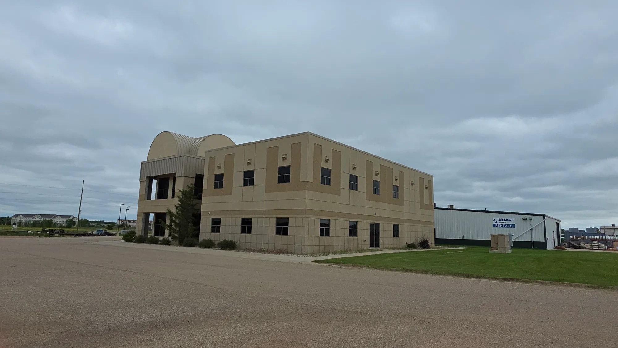 3711 4th Ave NE, Watford City, ND à vendre Photo principale– Image 1 sur 18