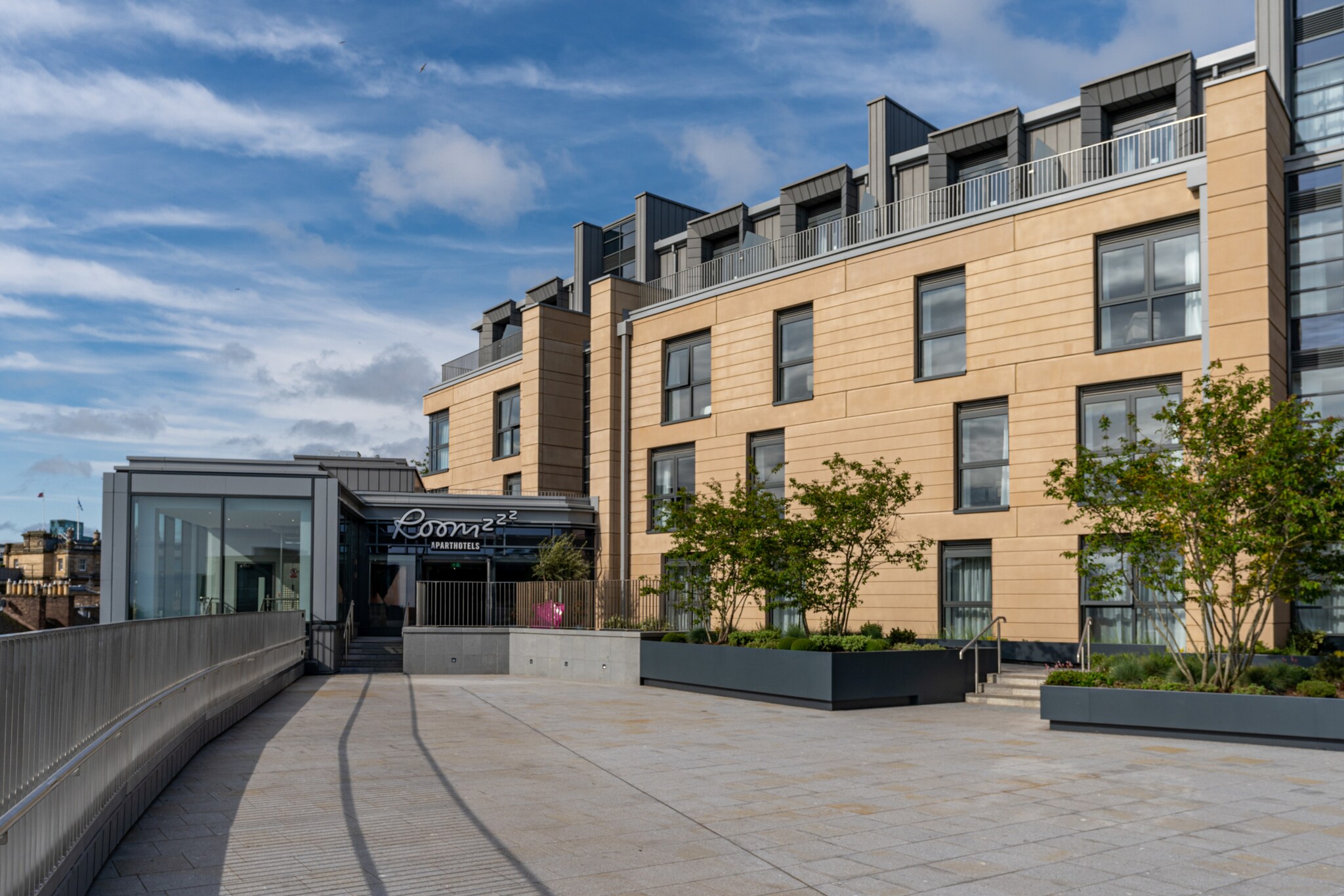 1-3 St. James Sq, Edinburgh à louer Photo principale– Image 1 sur 5