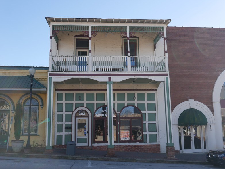 203 E Main St, Hogansville, GA à vendre - Photo de l’immeuble – Image 2 sur 2