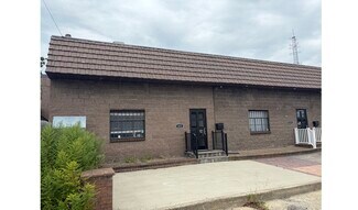 Plus de détails pour 421 Broadway, West Babylon, NY - Industriel/Logistique à louer