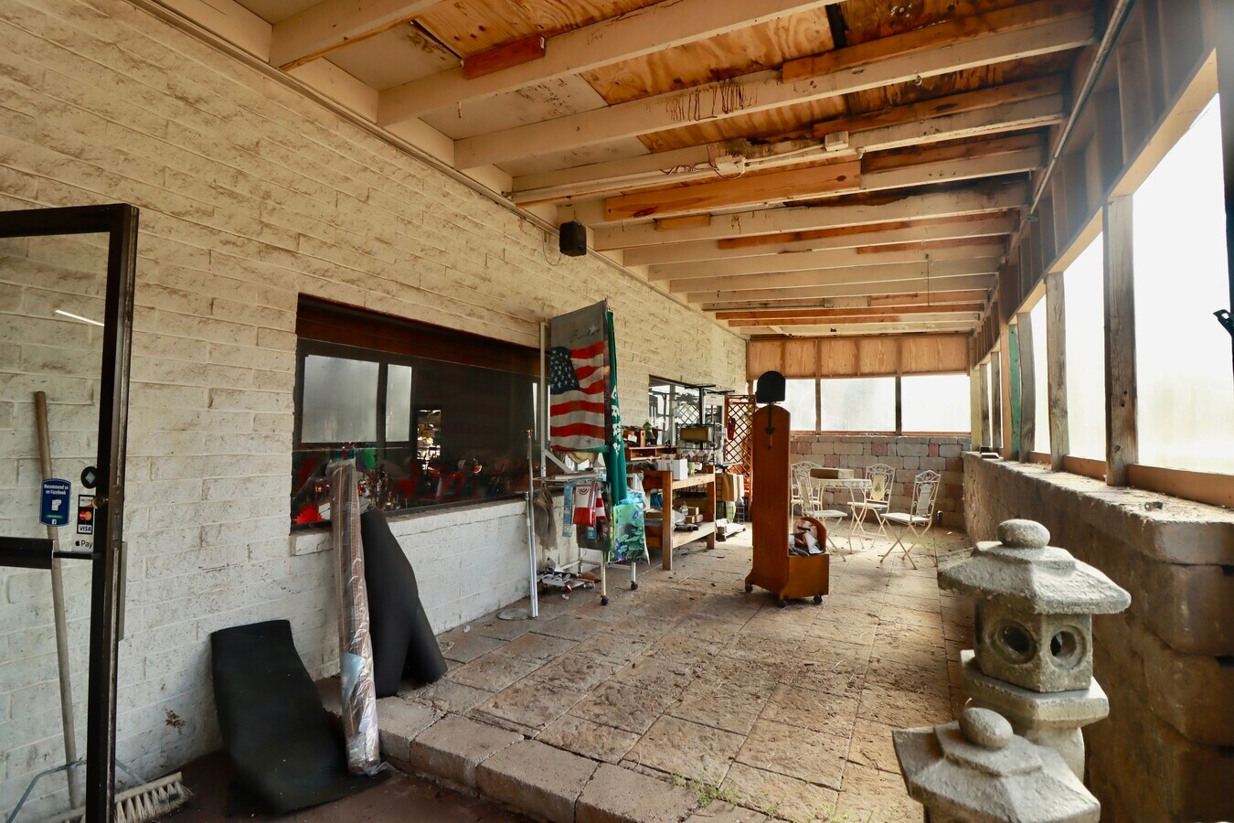 View Photo