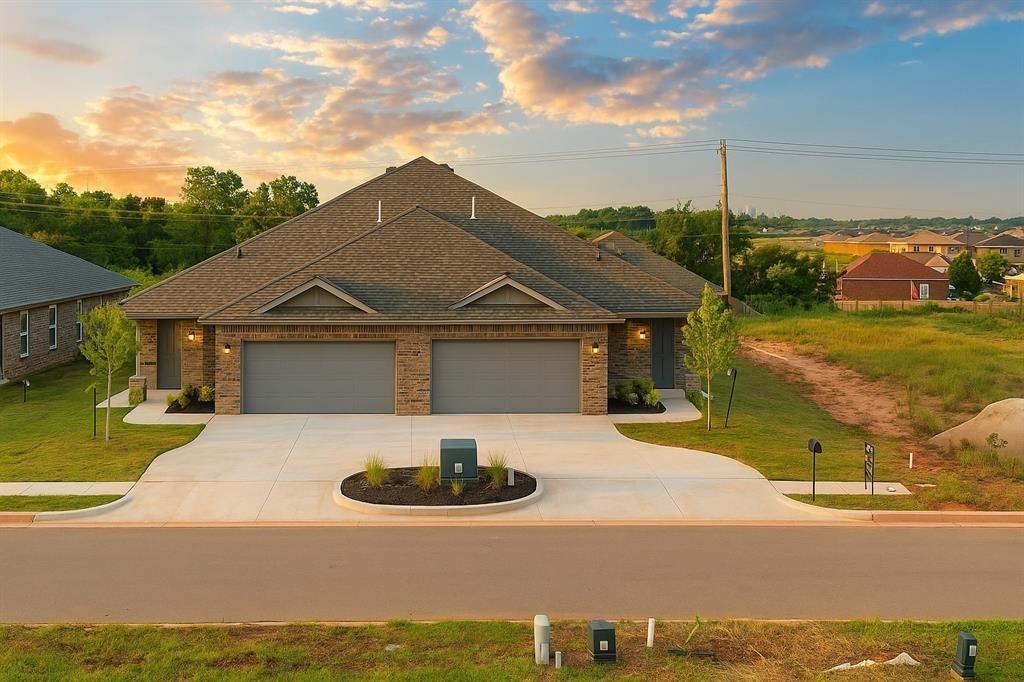 Josie Circle, Midwest City, OK à vendre Photo principale– Image 1 sur 10