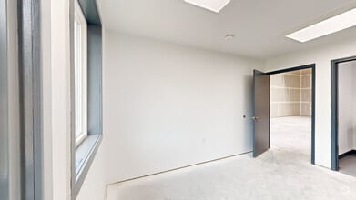 310 Route 9, Waretown, NJ à louer Numérisation 3D Matterport– Image 1 sur 6