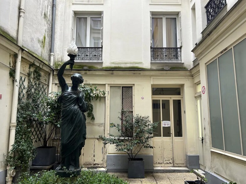 10 Rue Des Francs Bourgeois, Paris à louer - Autre – Image 2 sur 2