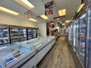 601-635 28 St NE, Calgary, AB à louer Photo intérieure– Image 2 sur 14