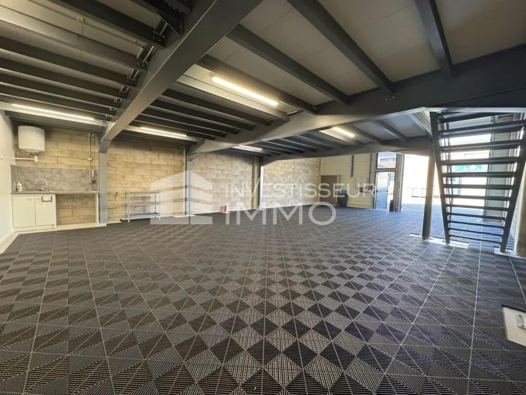 Bureau dans Serris à vendre Photo intérieure– Image 1 sur 3