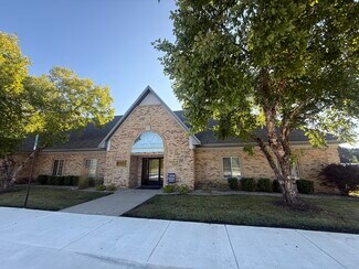 Plus de détails pour 2240 E Hill Rd, Grand Blanc, MI - Bureau à louer