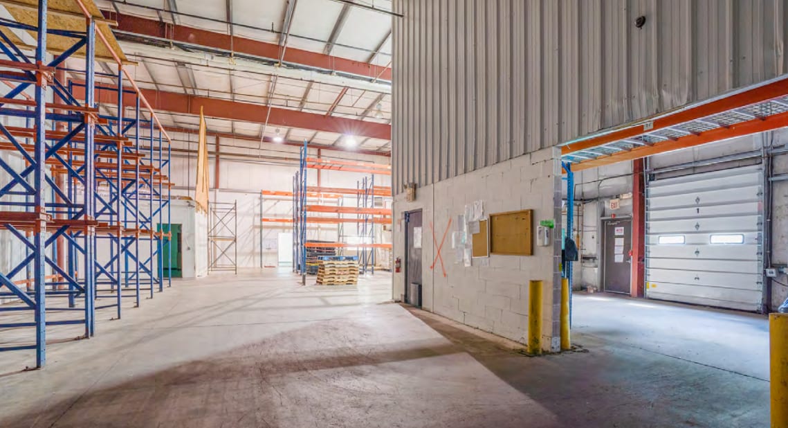 77 Servistar Industrial Way, Westfield, MA à vendre Photo intérieure– Image 1 sur 1