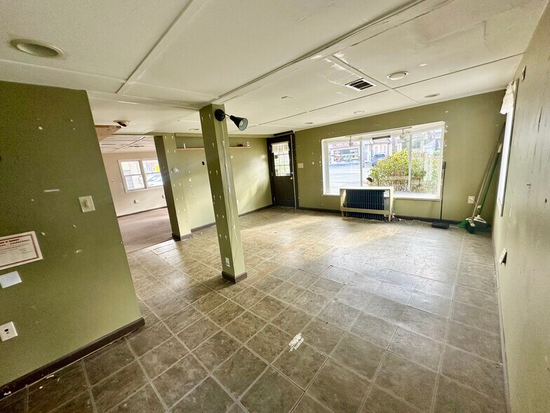 717 Route 46, Kenvil, NJ à louer - Photo de l’immeuble – Image 3 sur 13