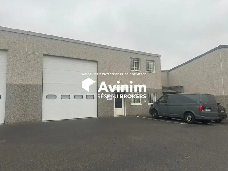 Industriel/Logistique dans Ennery à louer - Photo de l’immeuble – Image 1 sur 7