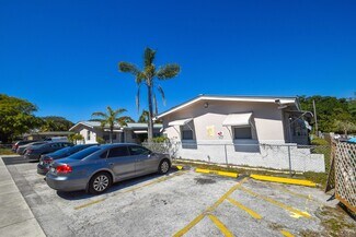 Plus de détails pour 2223 Adams St, Hollywood, FL - Logement à vendre