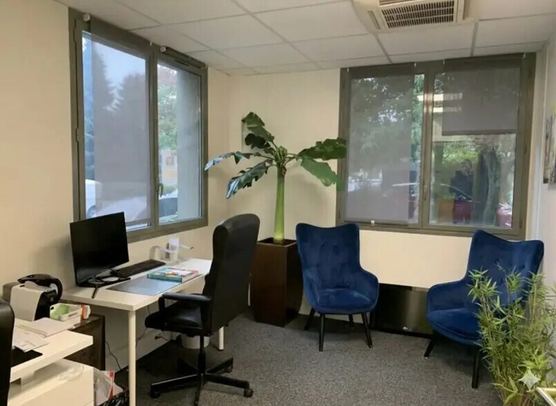 Bureau dans Grenoble à vendre - Photo intérieure – Image 3 sur 9