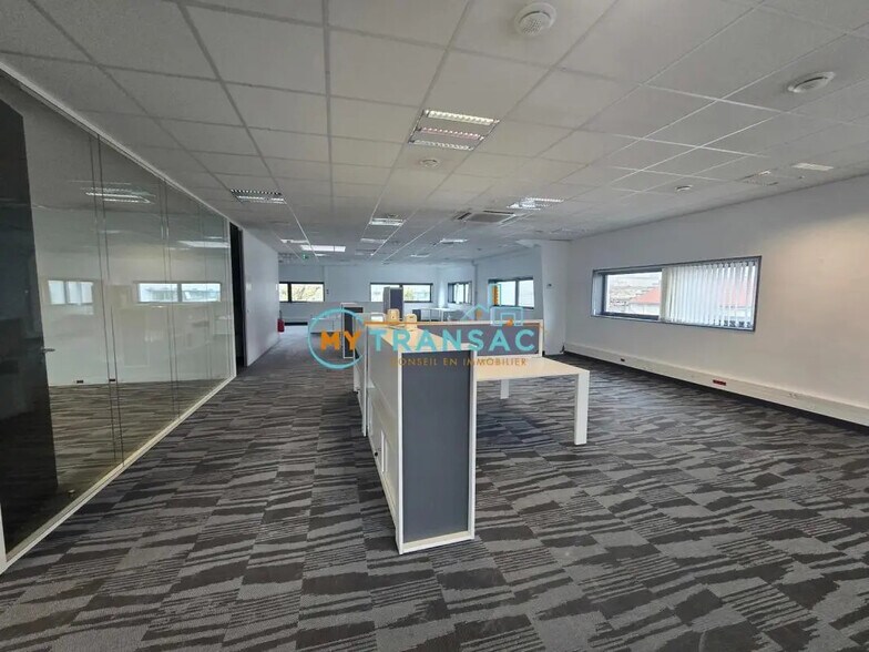 Bureau dans Ivry-sur-Seine à louer - Photo intérieure – Image 3 sur 6