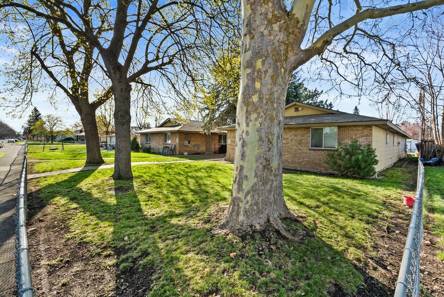 2508 E Sinto Ave, Spokane, WA à vendre - Photo de l’immeuble – Image 3 sur 3